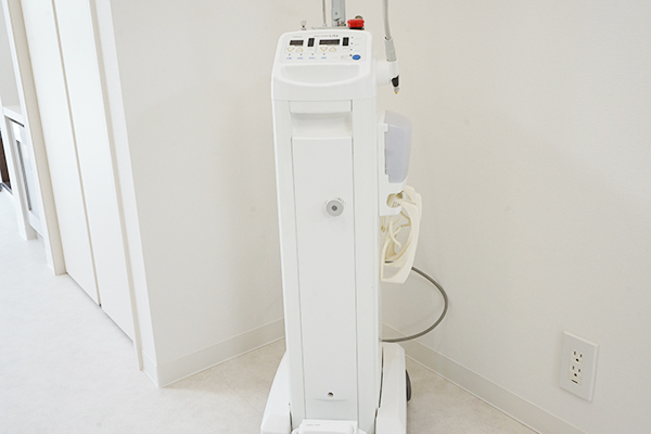 レーザー治療器